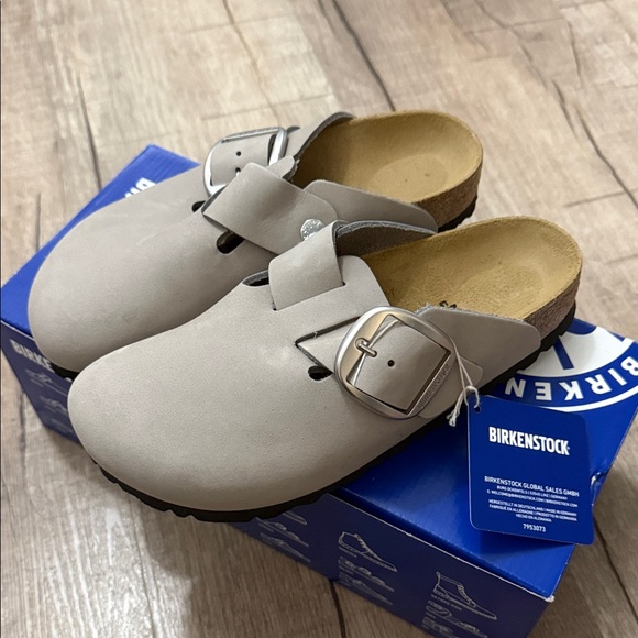 Birkenstock Shoes - Birkenstock Boston Big Buckle (Stone Coin)